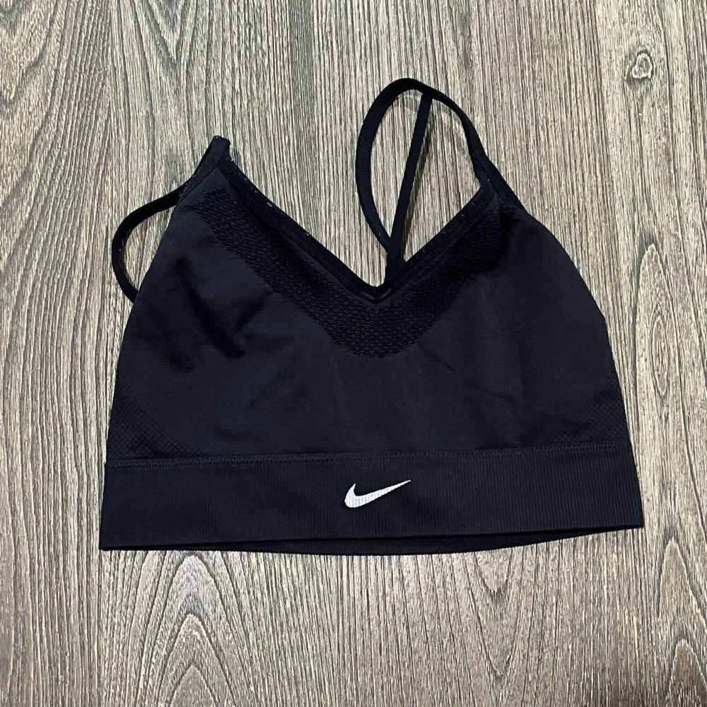 Nike Seamless Light Impact Sports Bra Scoop Neck Strappy Padded Black Sz Medium